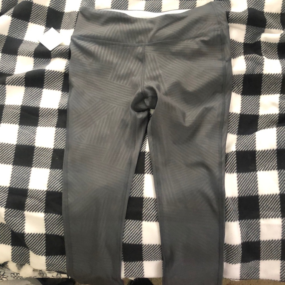 marika sport capri leggings